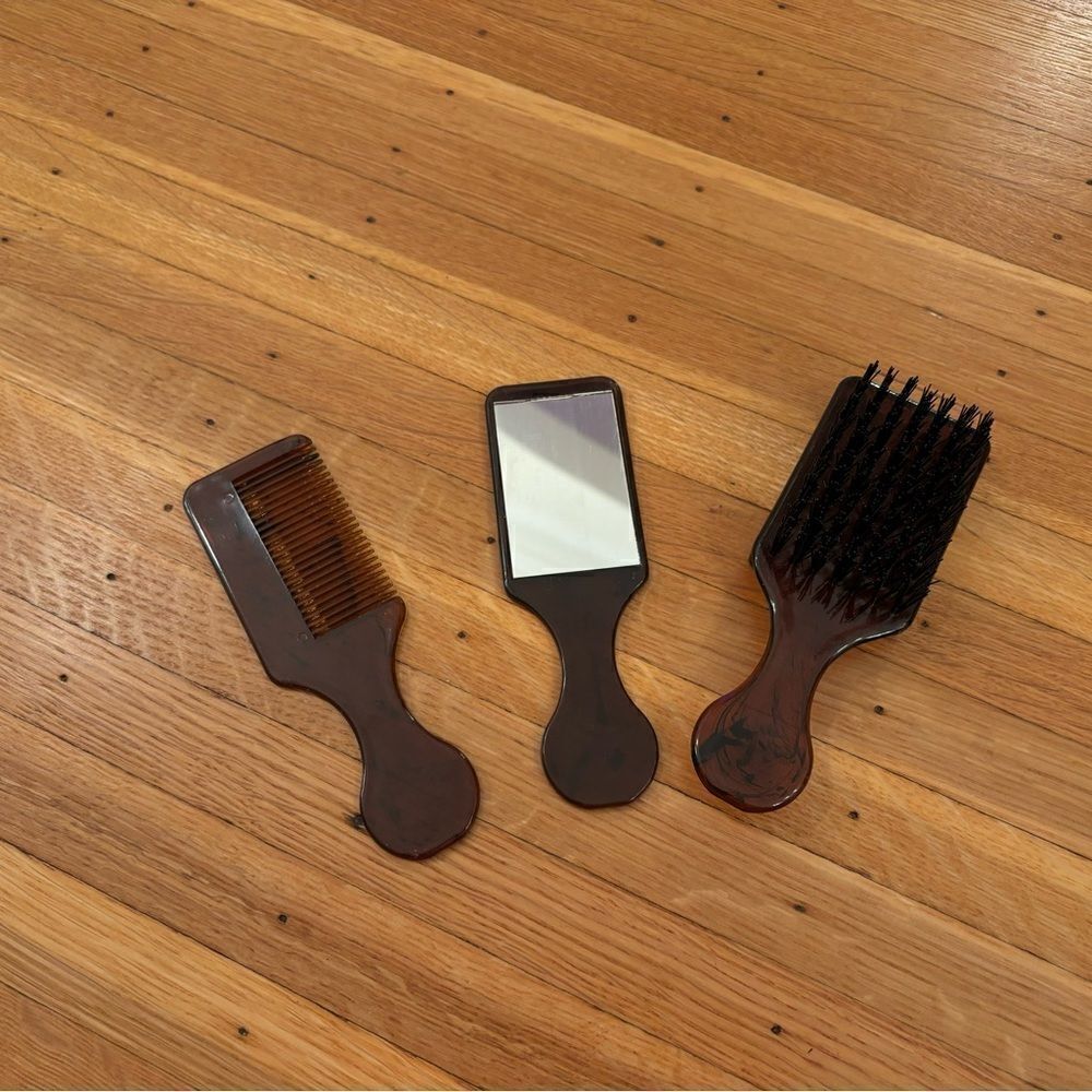 3 in 1 vintage Groomer Trio Brush/Comb/mirror